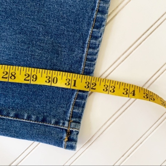 Classic Blue Straight Leg Jeans with Floral Embroidery - Picture 9 of 12